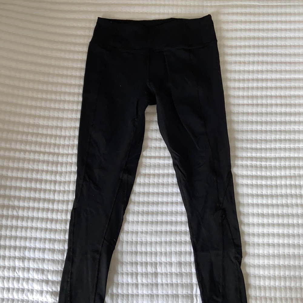 Born primitive leggings (barely worn)